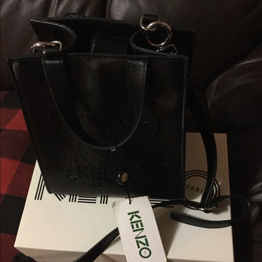 Authentic 💯Kenzo small tiger shiny black bag!